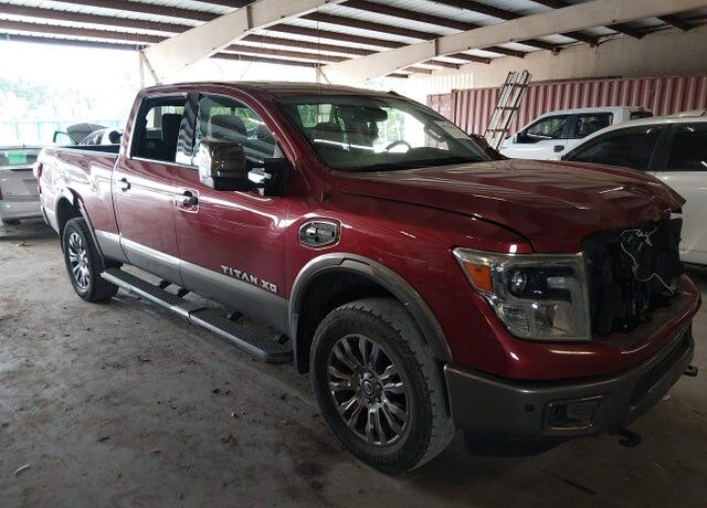 2019 NISSAN Titan