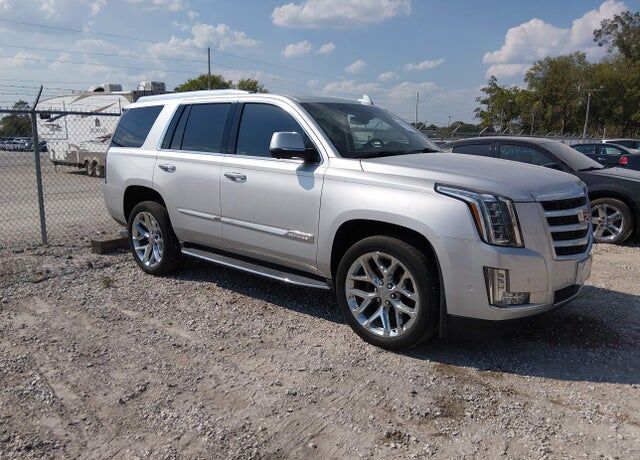 2018 CADILLAC Escalade