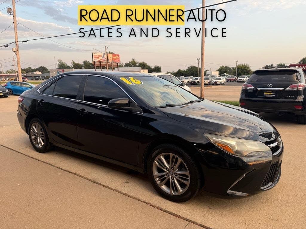2016 TOYOTA Camry