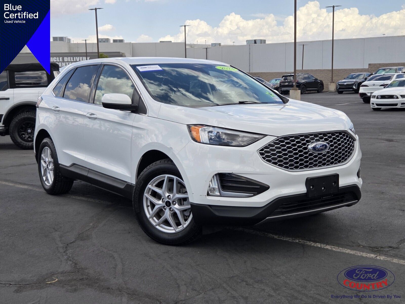 2023 FORD Edge