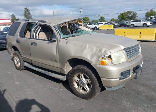 2004 FORD Explorer