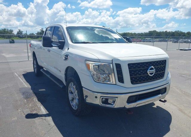 2019 NISSAN Titan