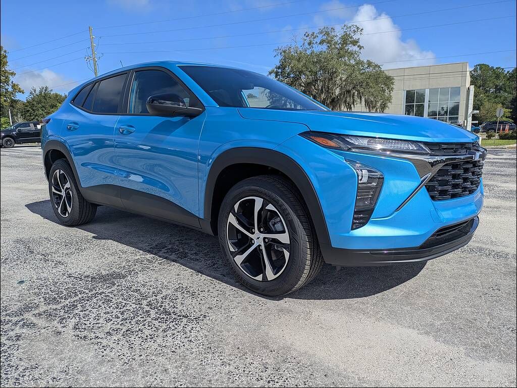 2026 CHEVROLET Trax