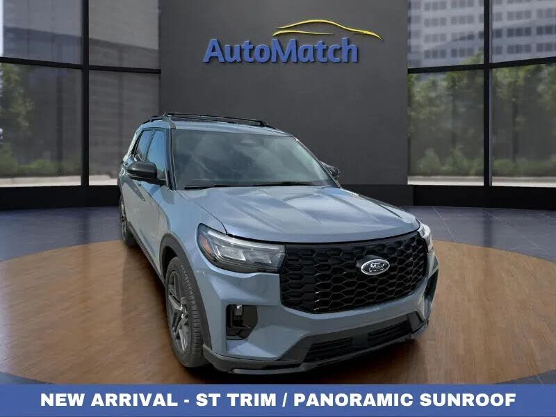 2025 FORD Explorer