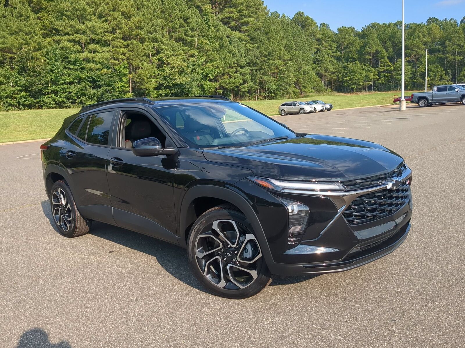2026 CHEVROLET Trax