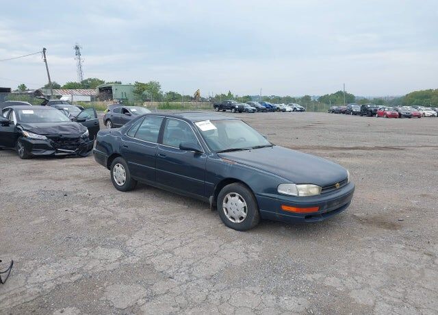 1992 TOYOTA Camry