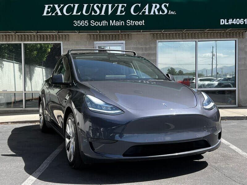 2021 TESLA Model Y
