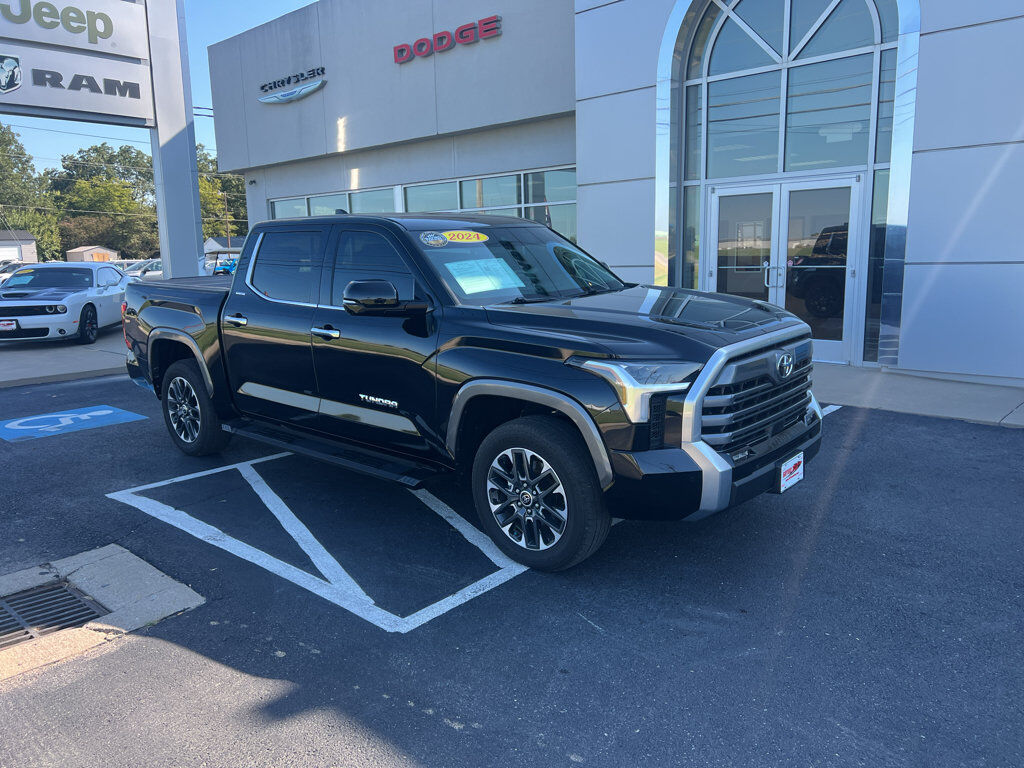 2024 TOYOTA Tundra