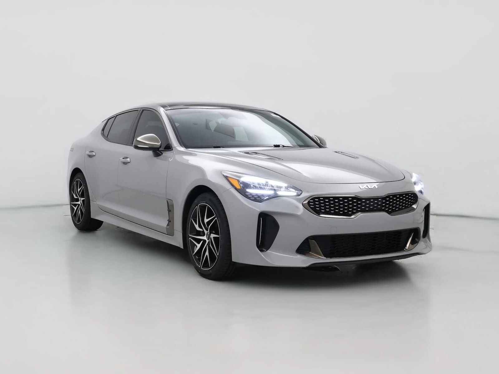 2023 KIA Stinger