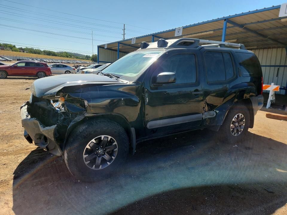 2015 NISSAN Xterra