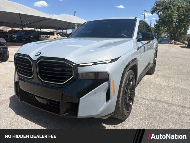 2025 BMW XM