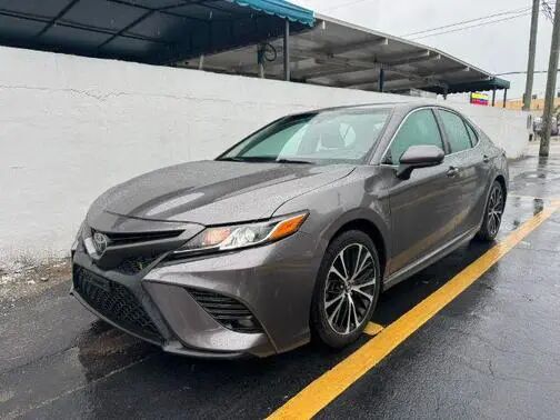 2018 TOYOTA Camry