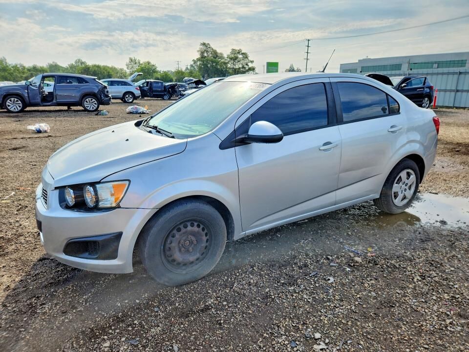 2013 CHEVROLET Sonic