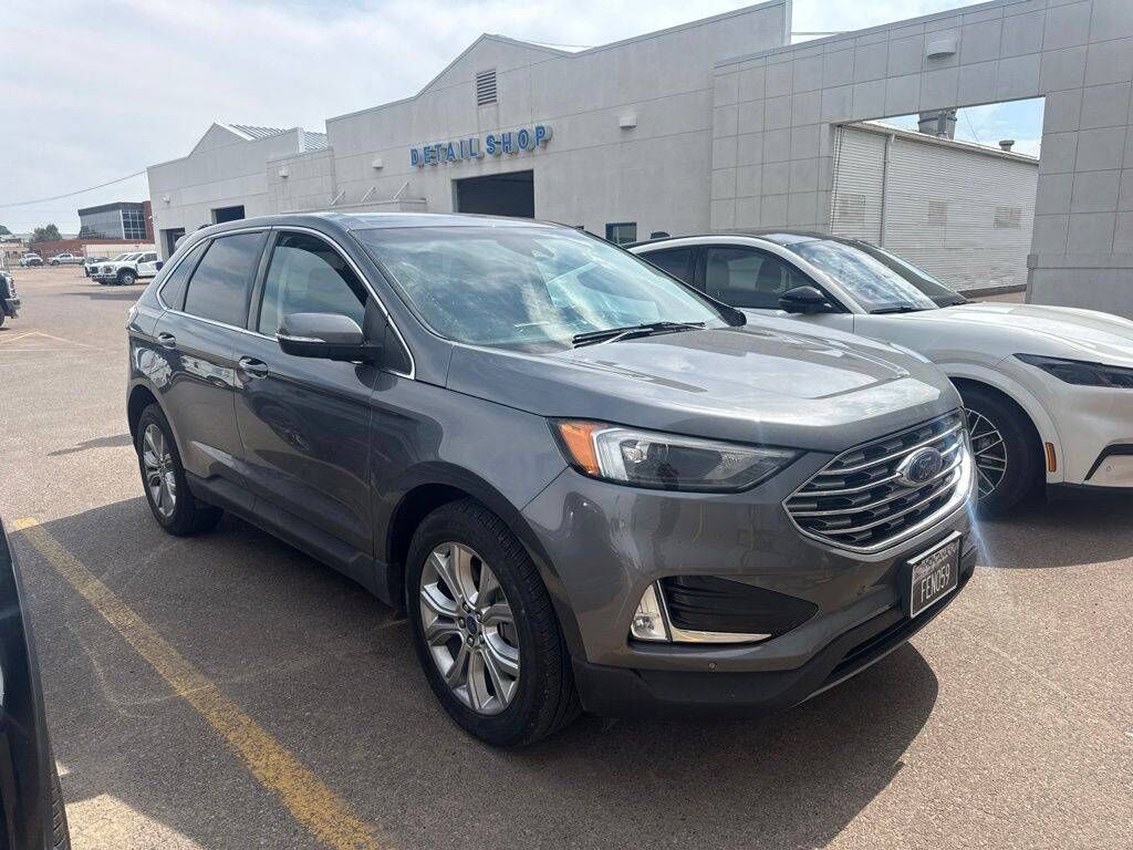 2022 FORD Edge