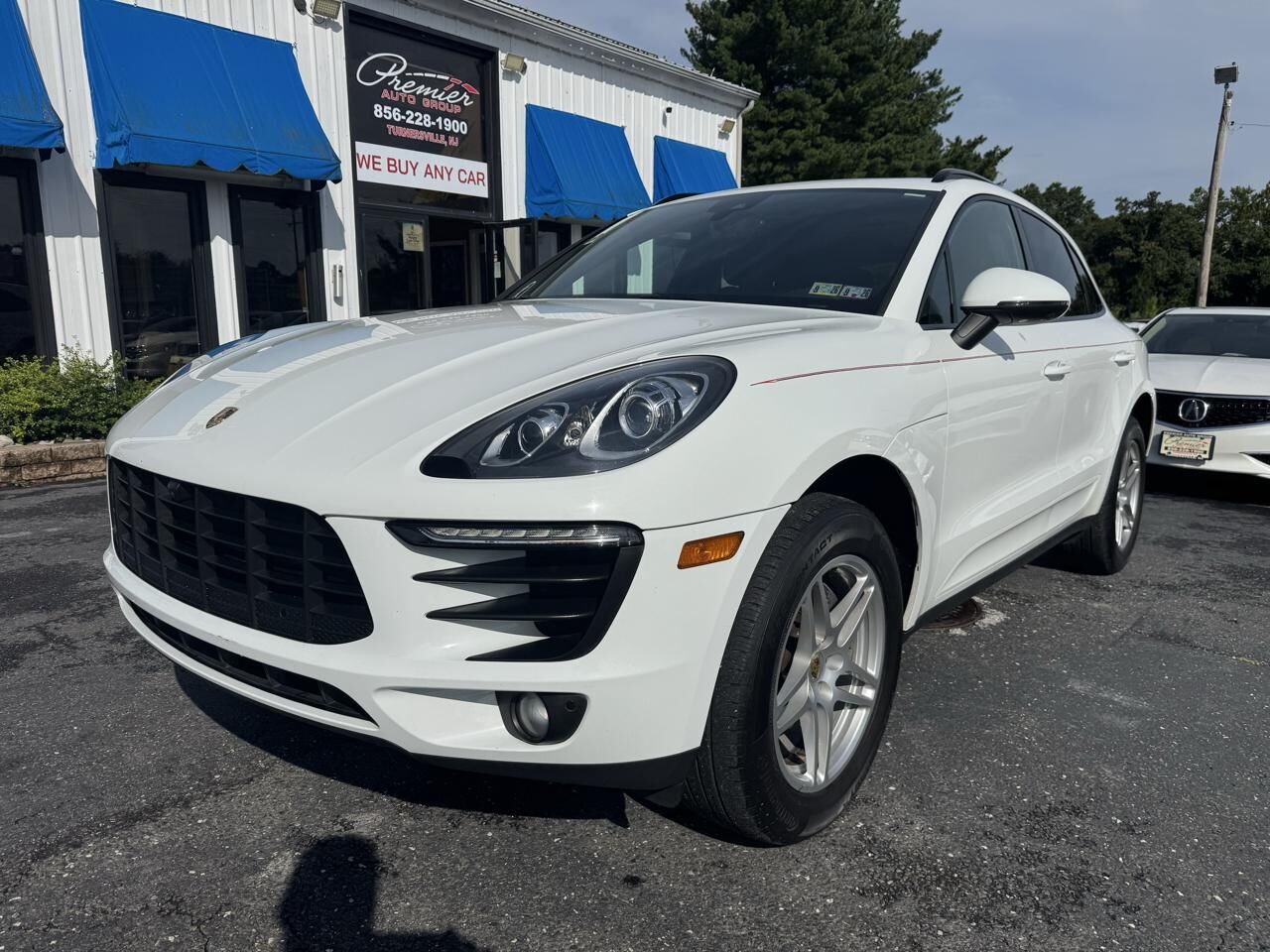 2018 PORSCHE Macan