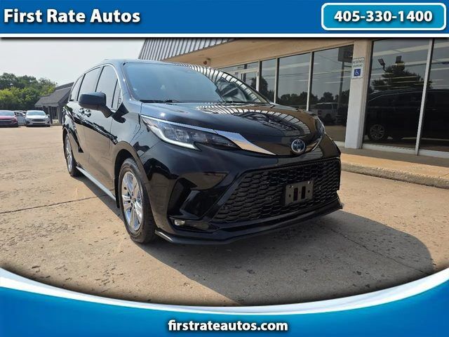 2023 TOYOTA Sienna