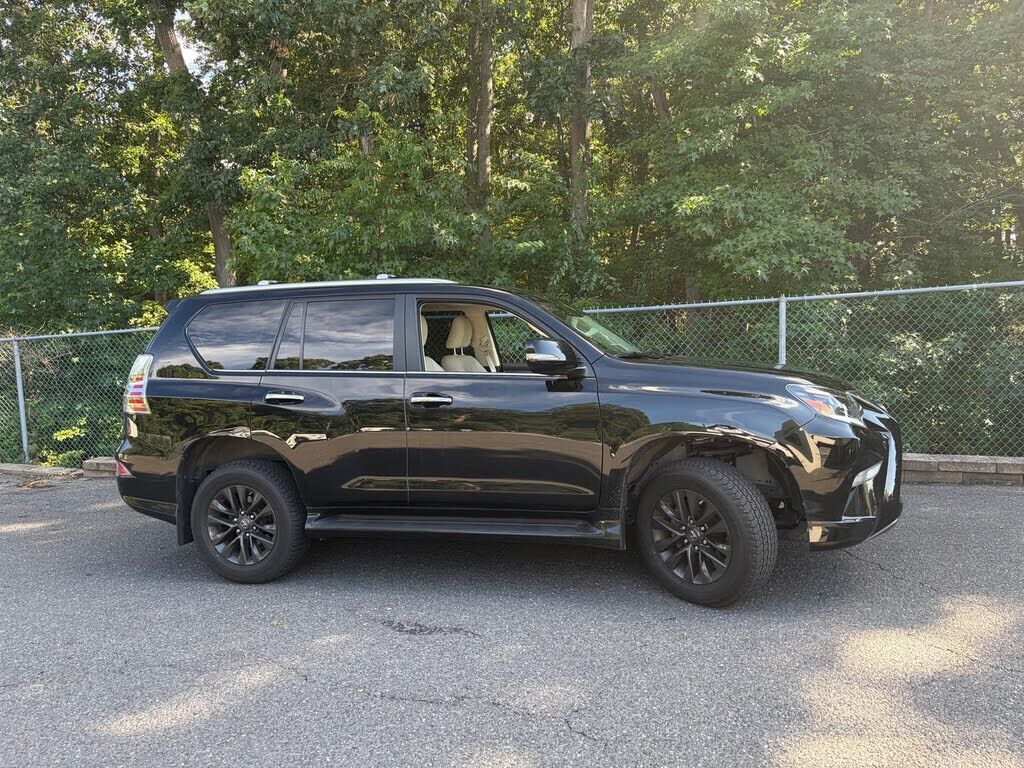 2023 LEXUS GX