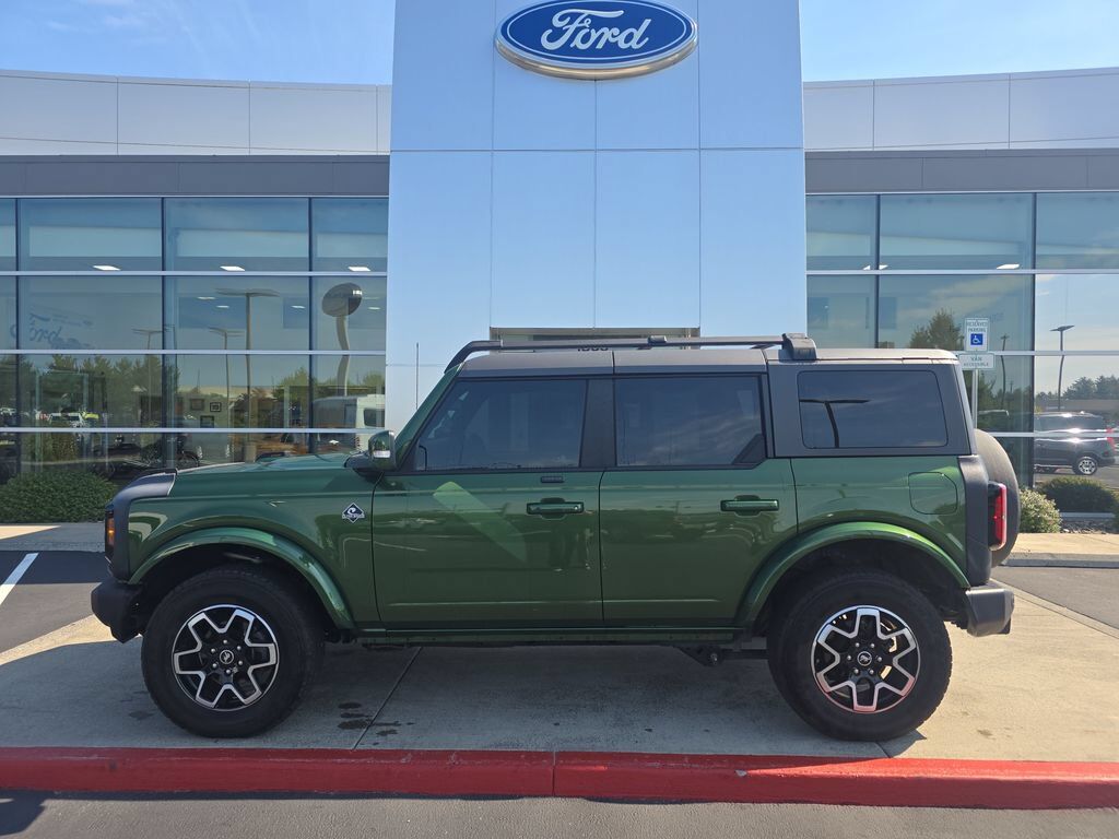 2022 FORD Bronco
