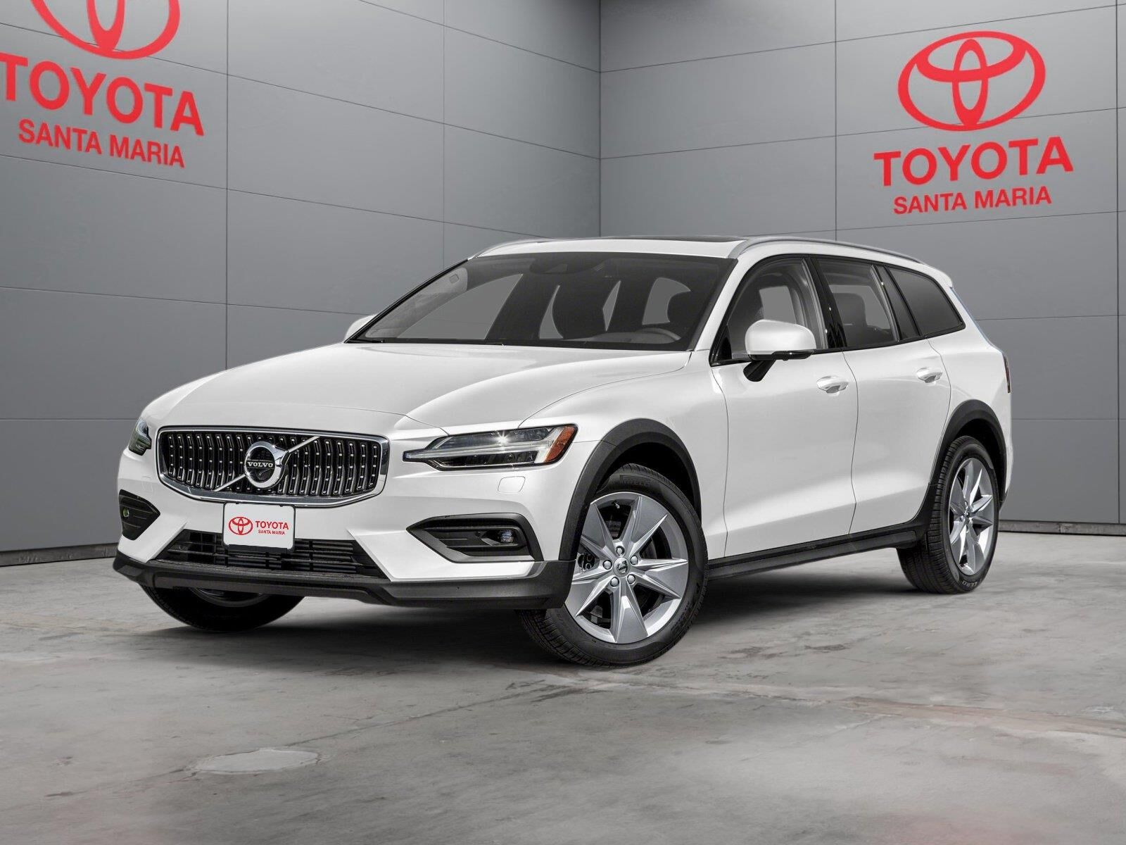 2020 VOLVO V60CC