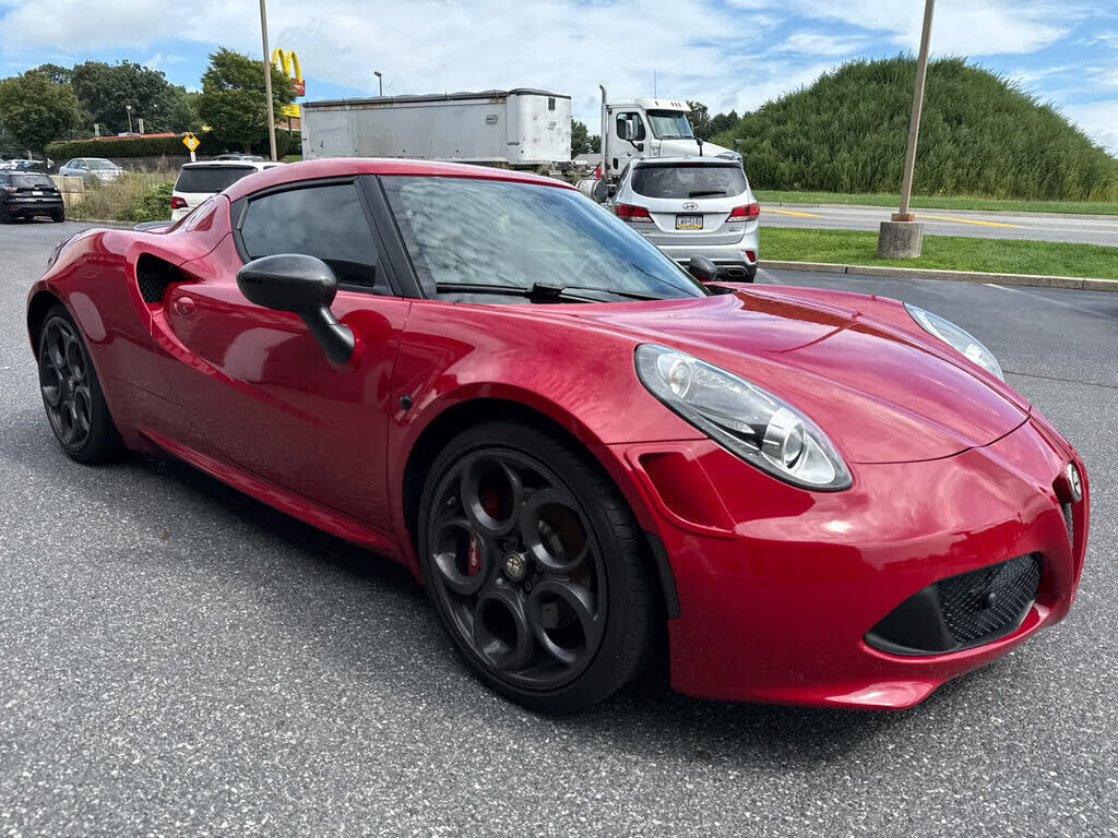 2015 ALFA ROMEO 4C