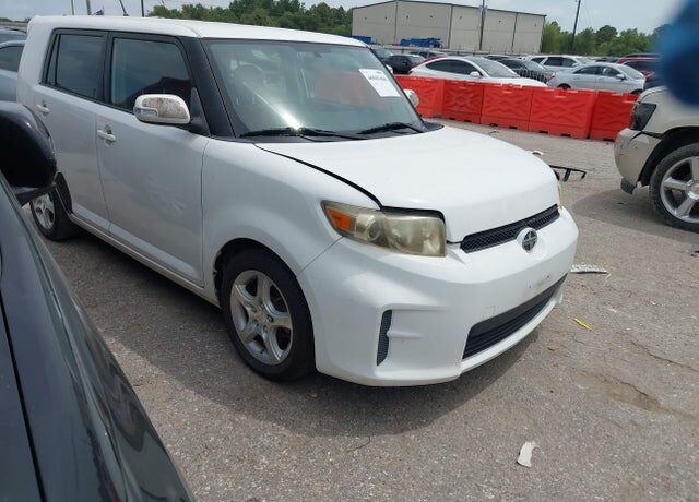2011 TOYOTA SCION