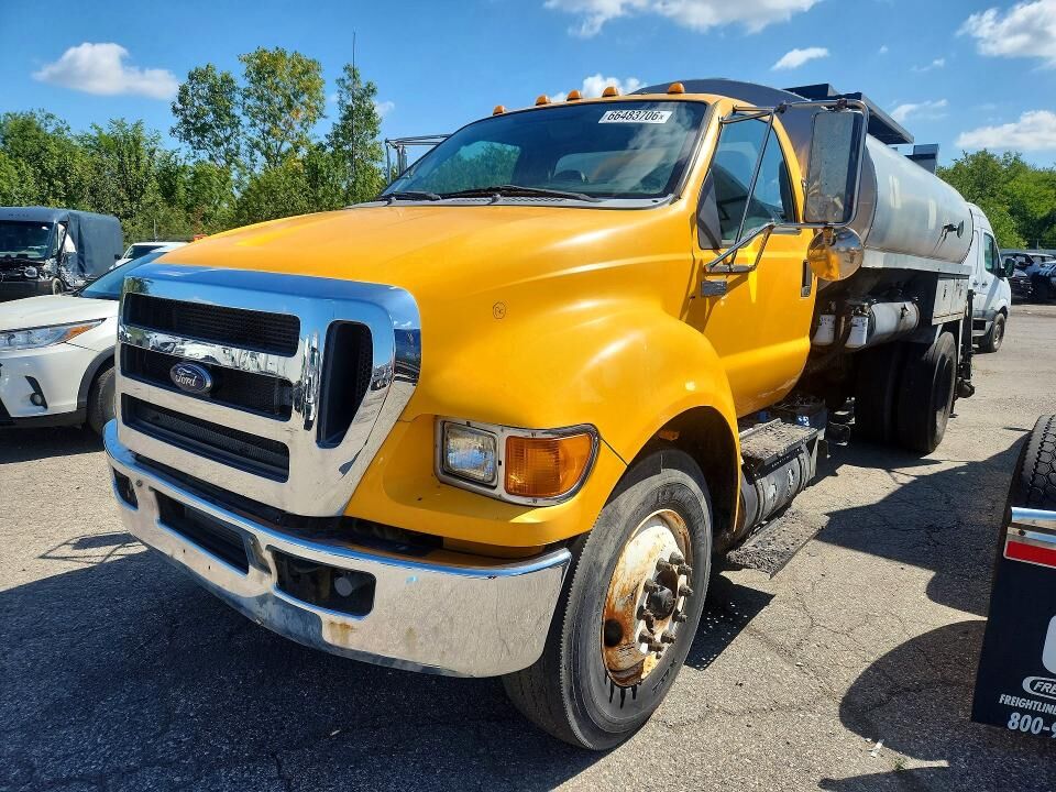 2015 FORD F-750