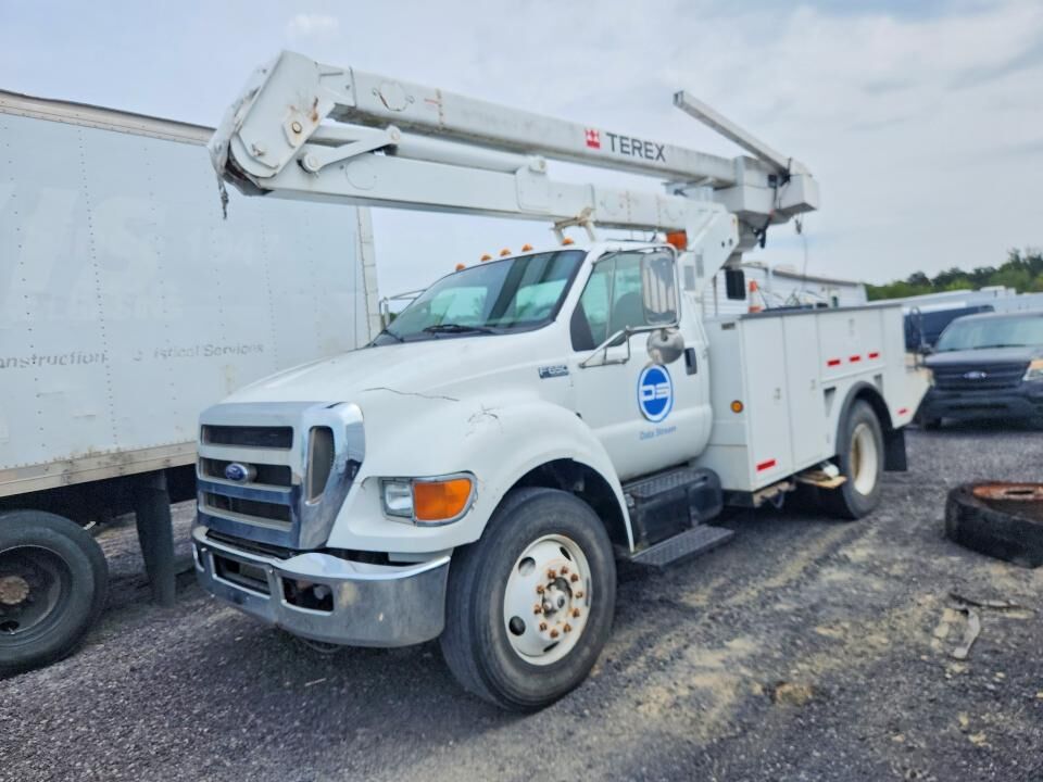 2008 FORD F-650