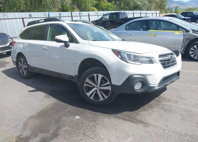 2018 SUBARU Outback