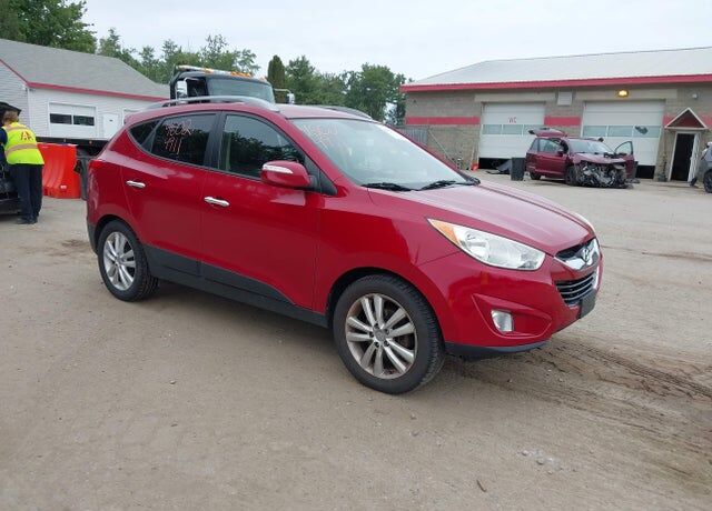 2011 HYUNDAI Tucson