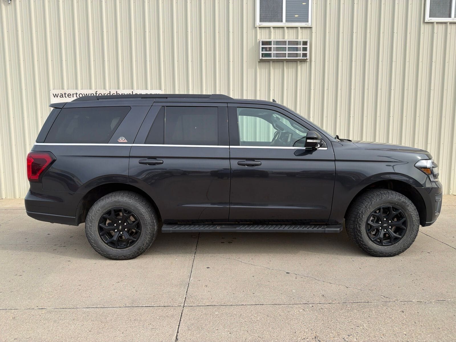 2023 FORD Expedition