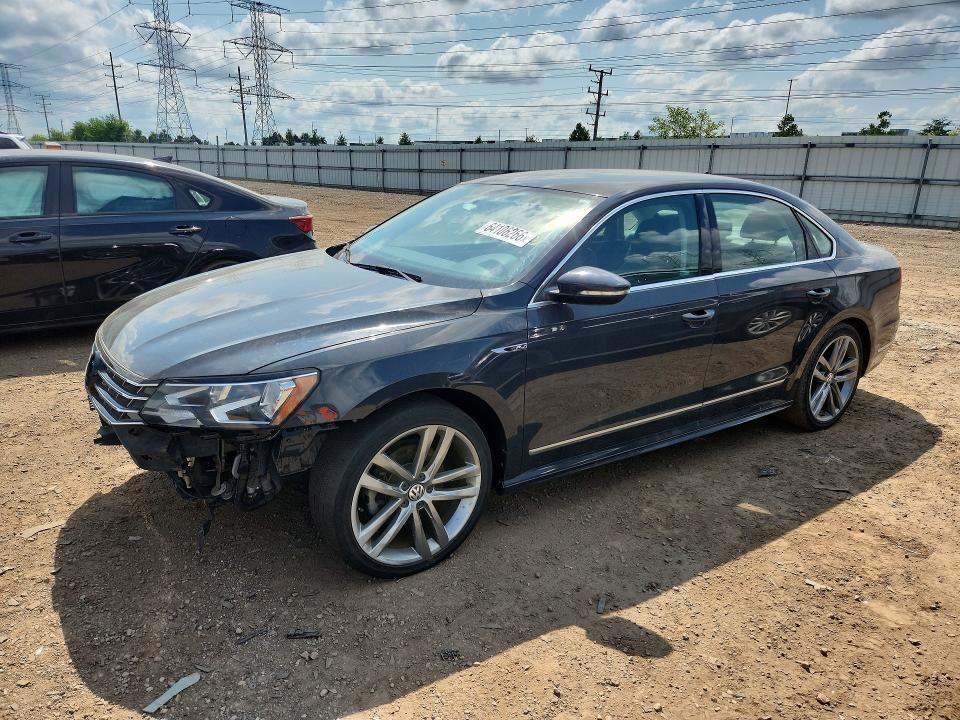 2017 VOLKSWAGEN Passat