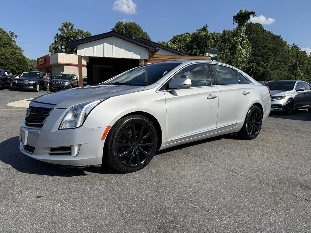 2017 CADILLAC XTS