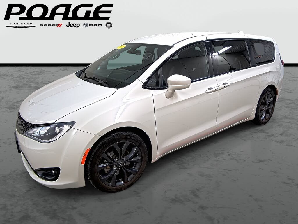 2020 CHRYSLER Pacifica