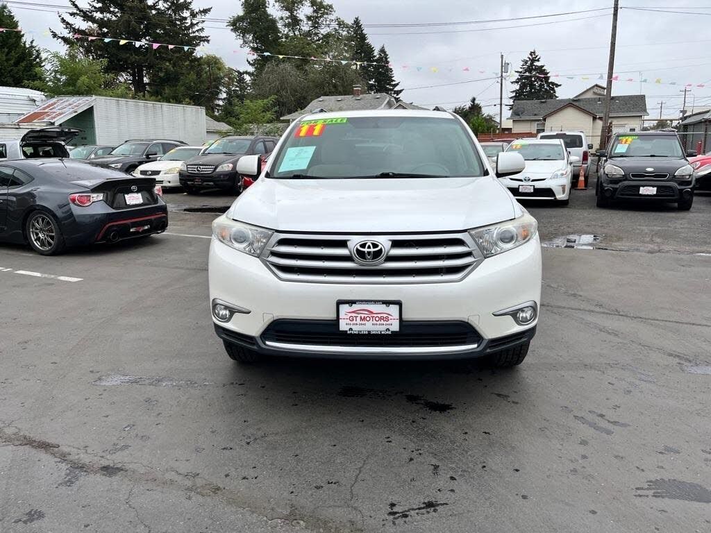 2011 TOYOTA Highlander