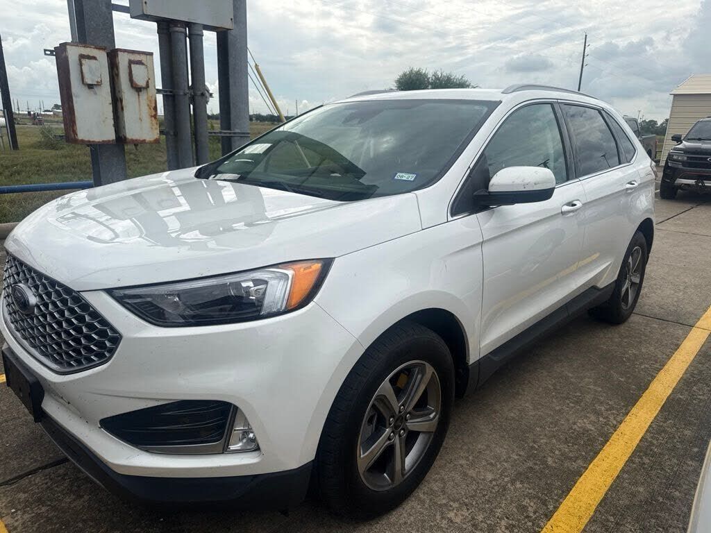 2024 FORD Edge