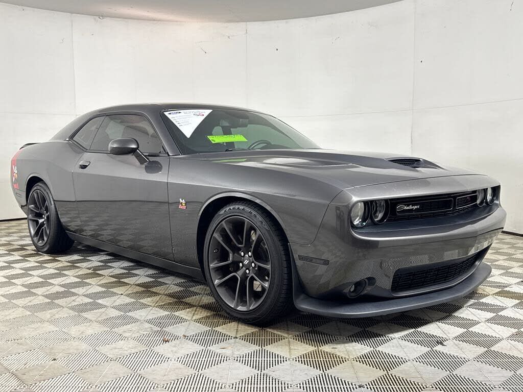 2020 DODGE Challenger