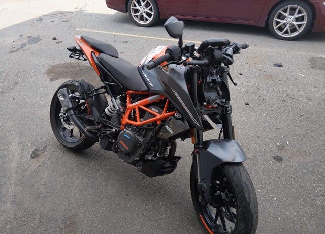 2023 KTM DUKE