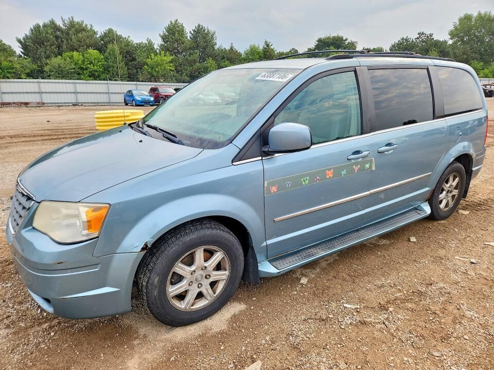 2009 CHRYSLER Town and Country