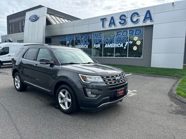 2017 FORD Explorer