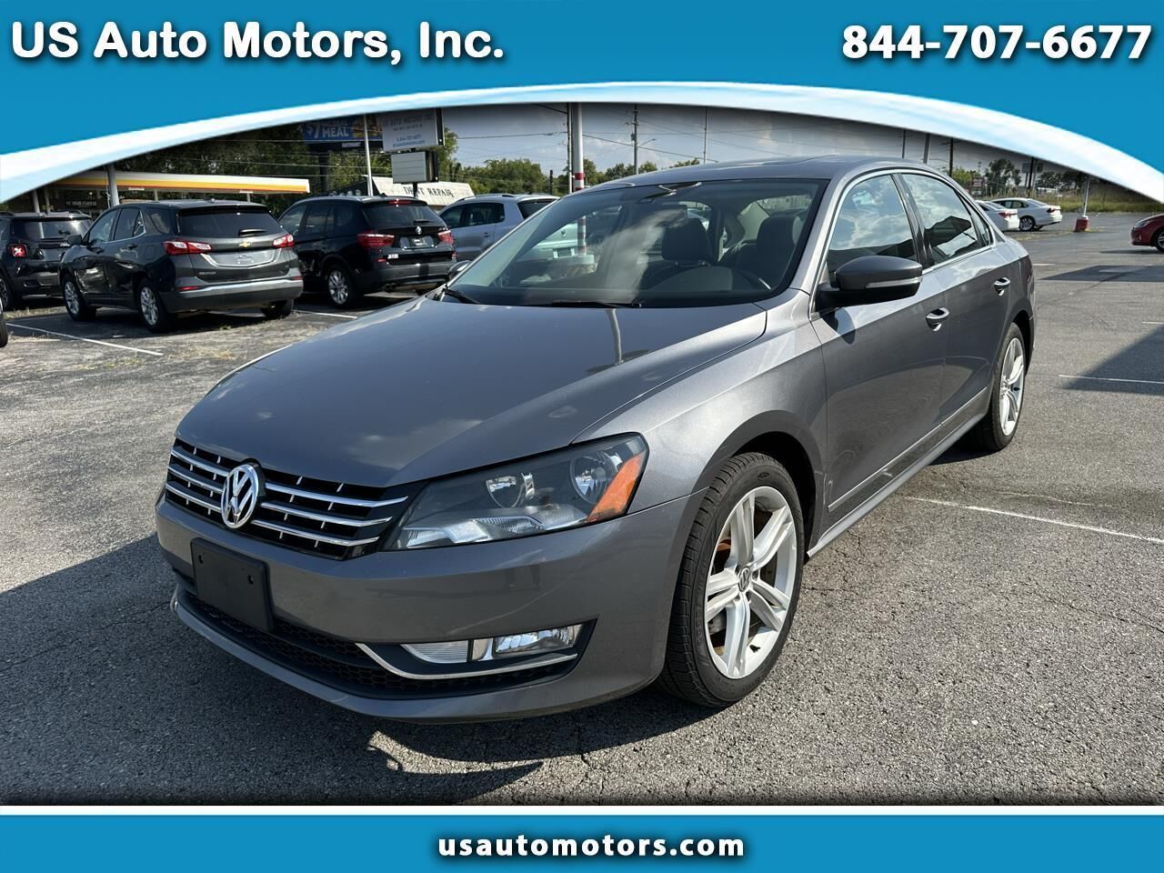 2013 VOLKSWAGEN Passat