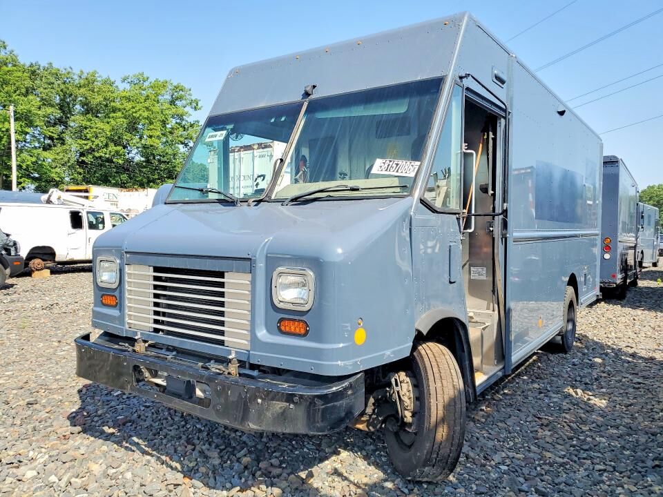 2020 FORD Commercial Chassis