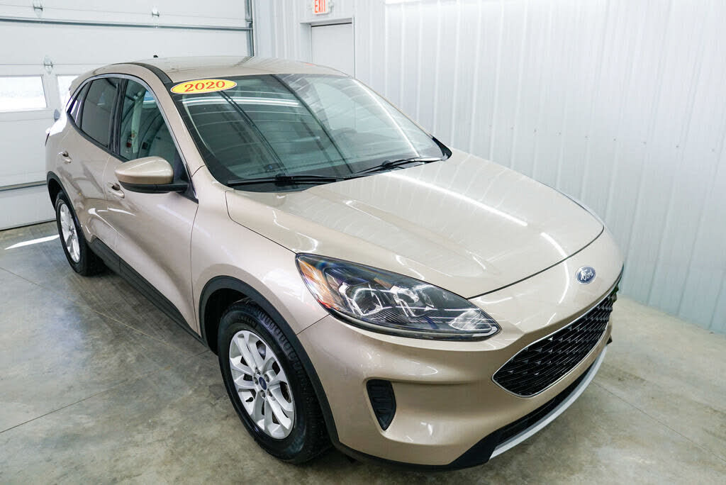 2020 FORD Escape