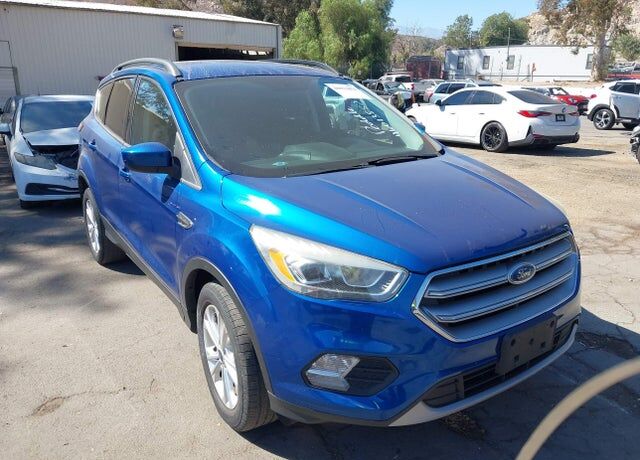 2017 FORD Escape