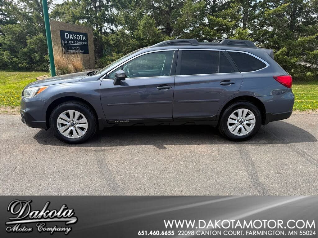 2016 SUBARU Outback