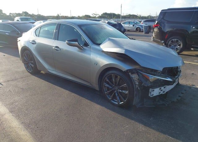 2023 LEXUS IS