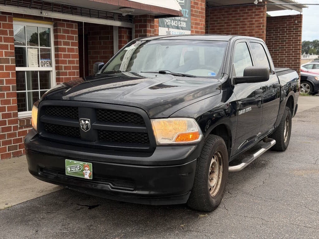 2012 DODGE Ram