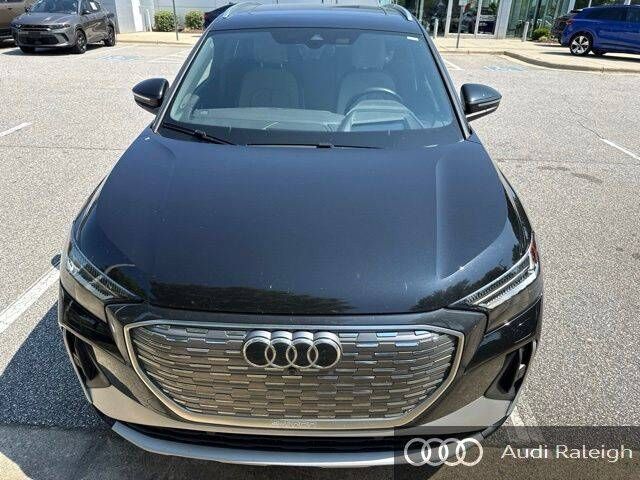 2023 AUDI Q4