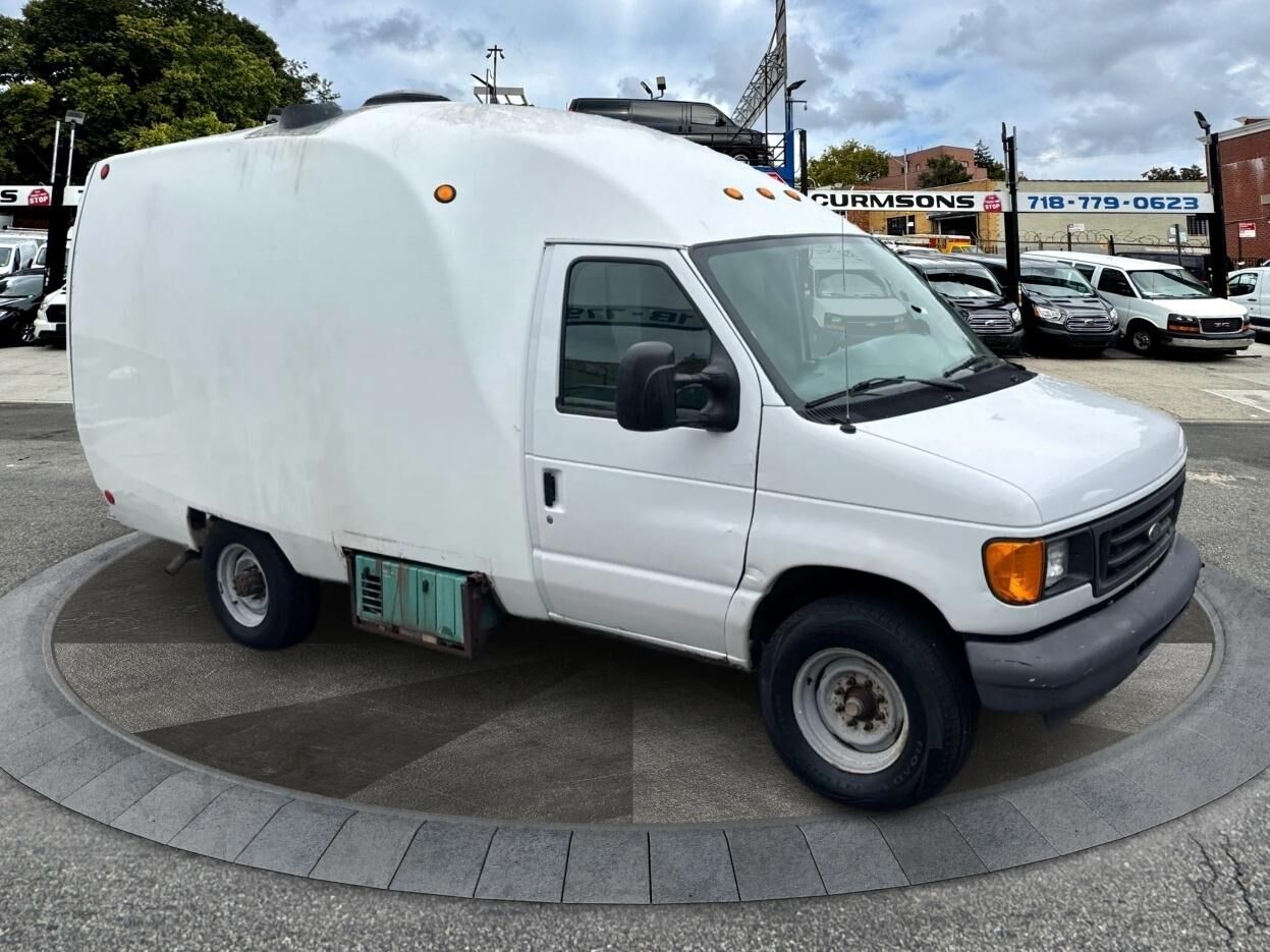 2006 FORD E-350