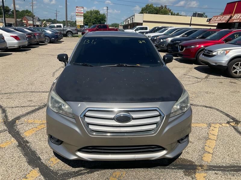 2017 SUBARU Legacy