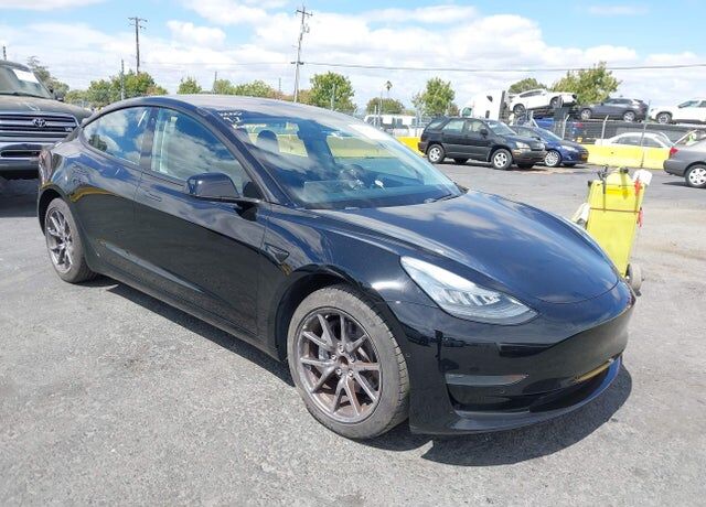 2018 TESLA Model 3